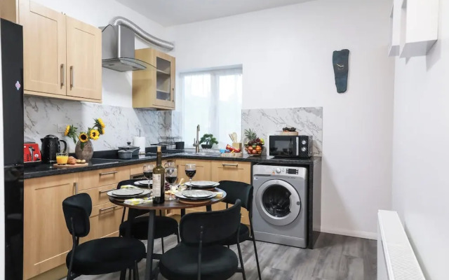 Victoria Road Apartment in Stoke