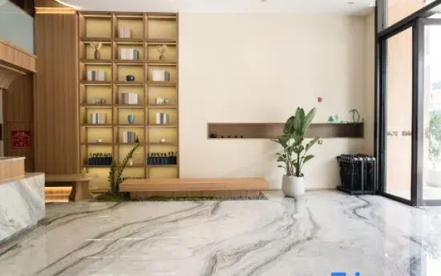 Ya'an Yuanjing Youchao Residence Hotel (Xikang Commercial Plaza Branch)