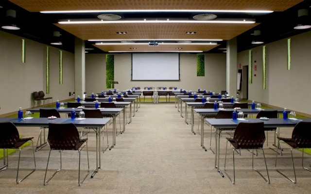 Hotel Aravaca Village