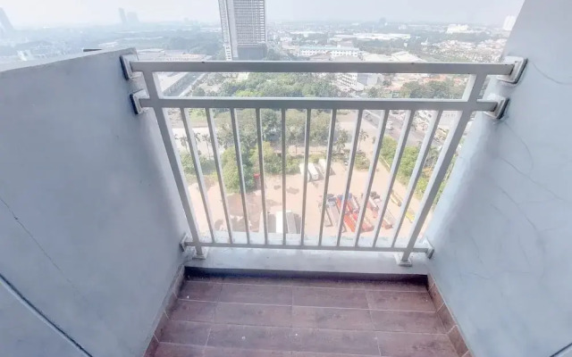 Good Place and Homey Studio Springwood Residence Tangerang
