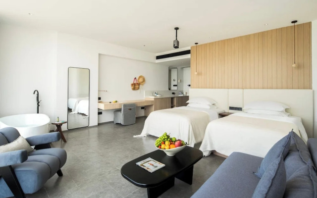 Miyue Santorini Seaview Resort Hotel