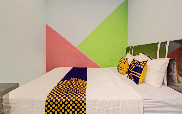 Hotel O Pacar Guesthouse – Guest Rooms – Pekalongan