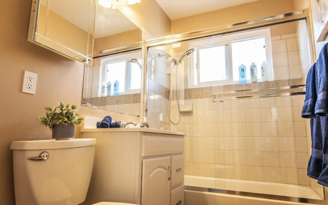 Sunny Two Bed in Richmond