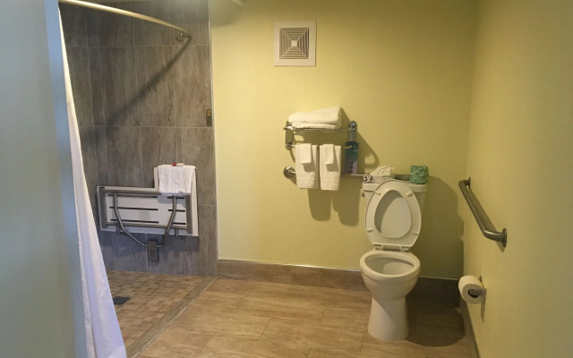 Travelodge by Wyndham Fairfield/Napa Valley