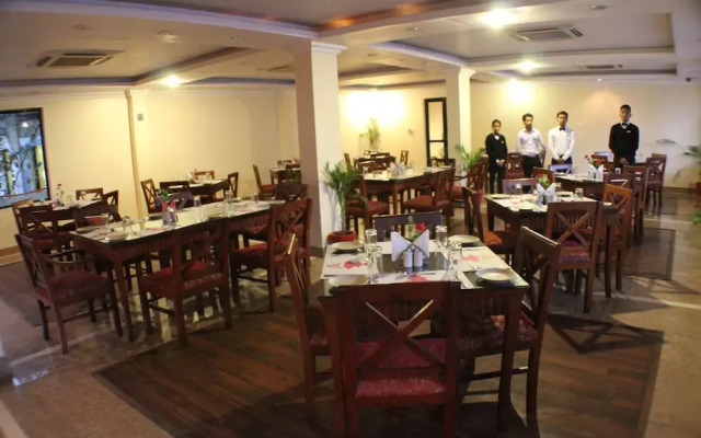 Hotel Sneha Clarks Inn Suites Nepalgunj