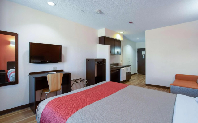 Motel 6 El Paso, TX - Southeast