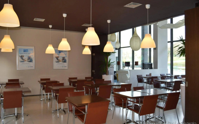 Holiday Inn Express Porto - Exponor by IHG