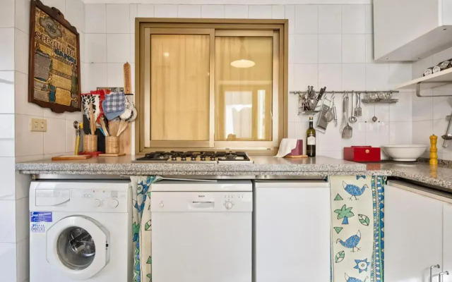Central Apartment
