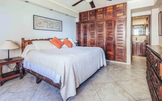 Ocean View 2Br Condo-balcony-beach-pool - 805