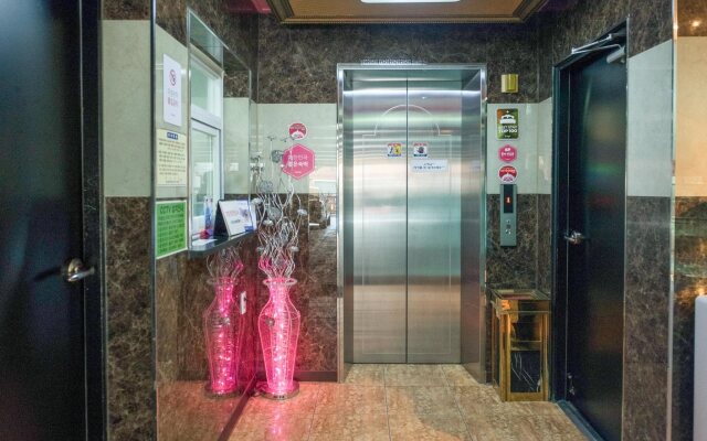 首尔瑞尔精品酒店(Real Boutique Hotel Seoul)