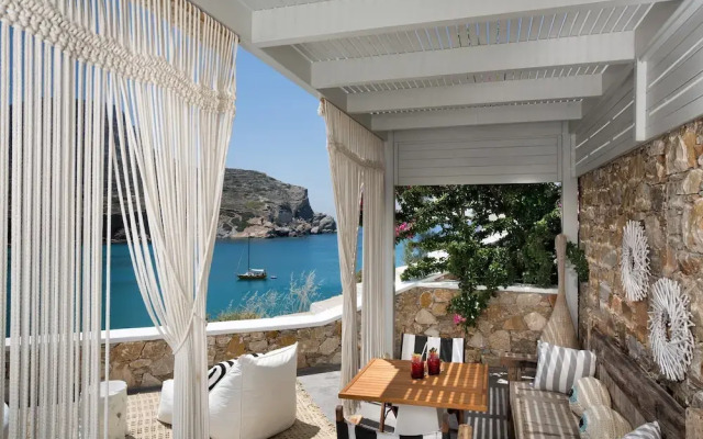 Blue Sand Hotel