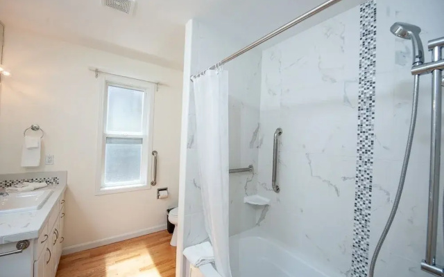 Whale Crossing 2 Bedroom Condo