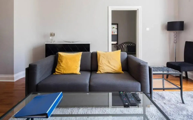 Large and Luxurious 2B 2B flat nr Paddington