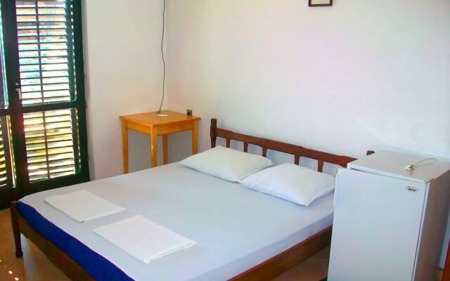 Hoxha Rooms