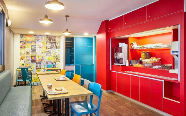 hotelF1 Lyon Sud Oullins