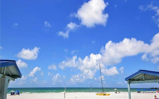 Sea Rocket 6 One-bedroom Apartment