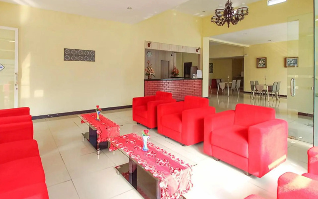 OYO 3712 Hotel Palem Sari