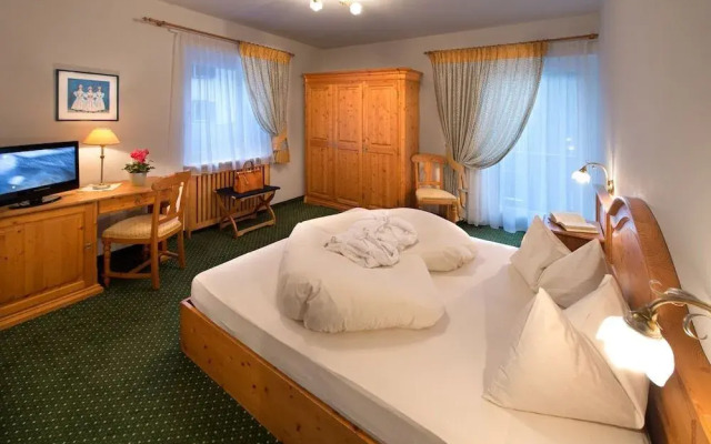 Hotel Waldrast Dolomiti