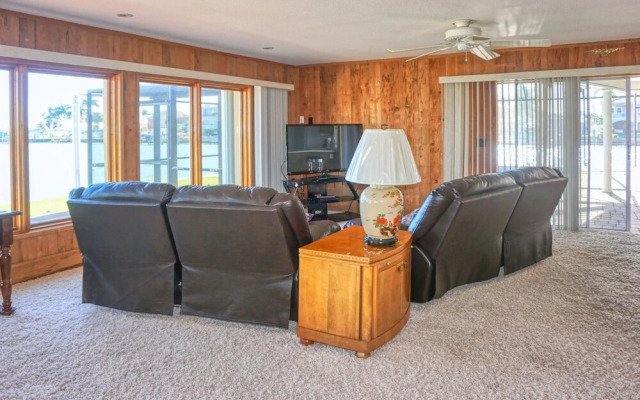 Treasure Island Luxury Intercoastal Home (745)