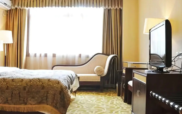 Fengqing Hotel