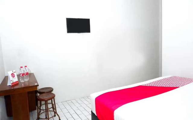 OYO 422 Achterhuis Guesthouse