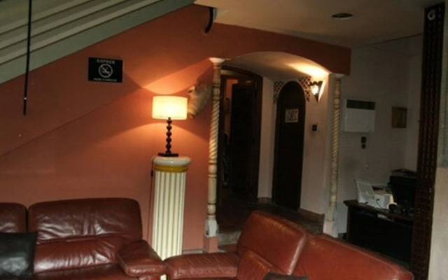 Ambassy Hôtel
