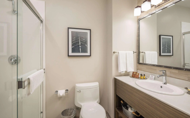 Aristocrat Hotel, BW Signature Collection