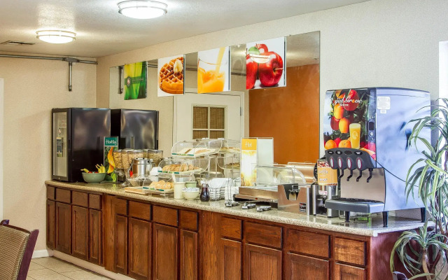 Quality Inn & Suites Lathrop - South Stockton