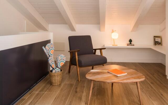 Le Niche Holiday Home With Terrace