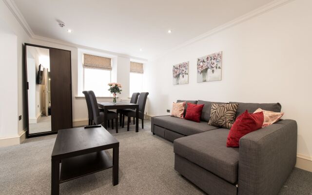 Royal Princes Suites