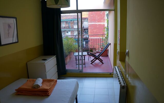 Feetup Garden House Hostel Barcelona