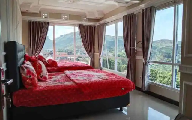 Homestay Pakuwojo Sikunir Syariah – Guest Rooms – Wonosobo