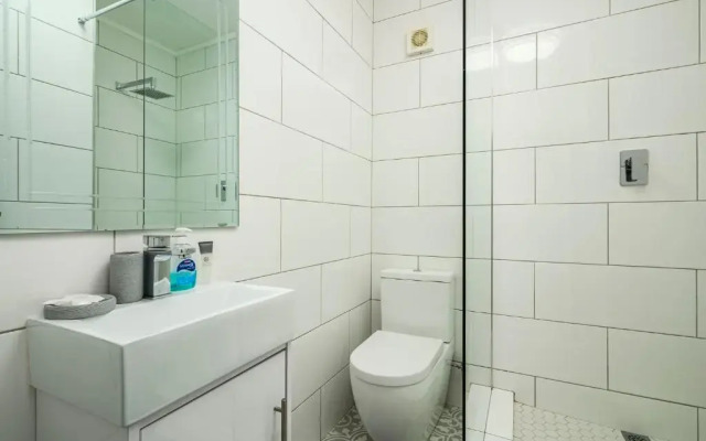 Brookes Hill Suites Luxury Apartment 124