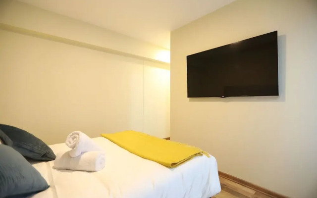 Vistas espectaculares en tranquilo apt