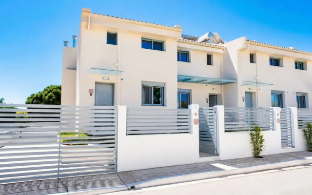 Aether Suites Near Athens Airport by SEM