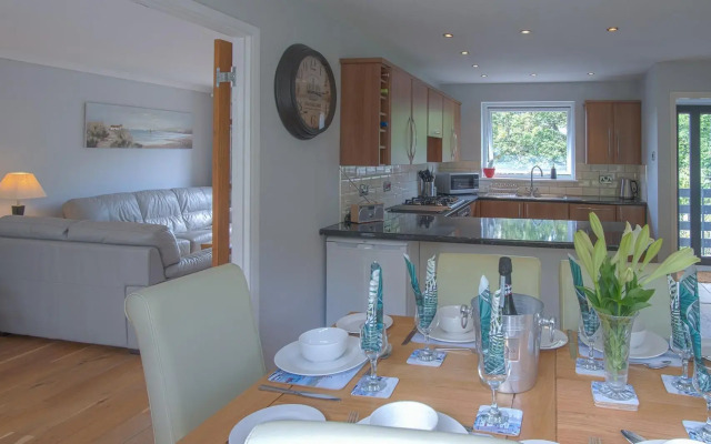 Ragged Staff - 3 Bedroom Holiday Home - Saundersfoot
