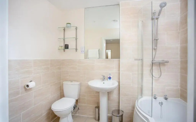 Stylish Modern City Centre Apartment