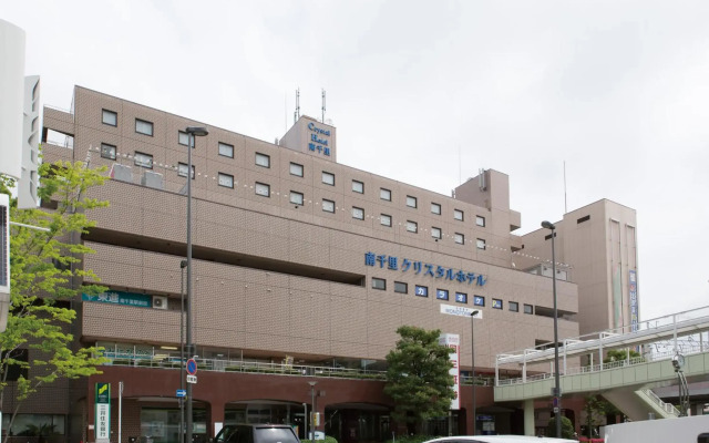 MINAMISENRI Crystal Hotel