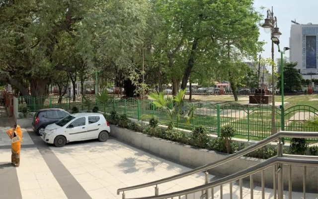 Gemini Continental Lucknow