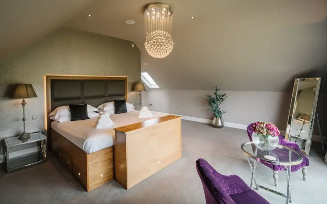 Carus House @ Carus Green
