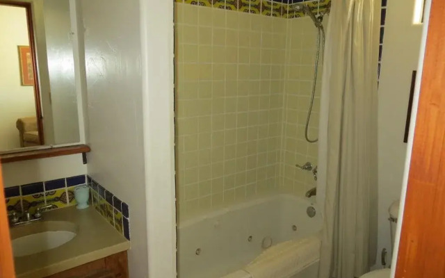 Rancho Milagro Bed & Breakfast