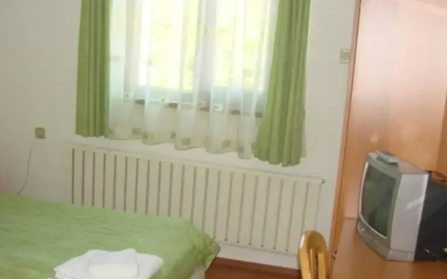Kalistrina House