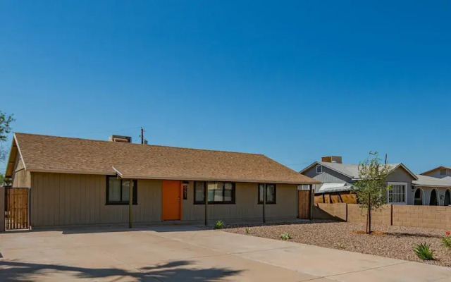 4BR Home in Tempe near ASU by WanderJaunt