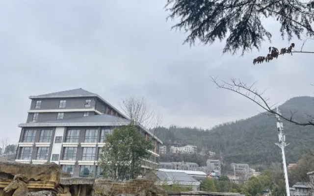 Tianyue Hot Spring Hotel