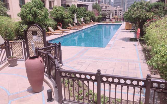 Luxurious Stay in Dubai Downtown