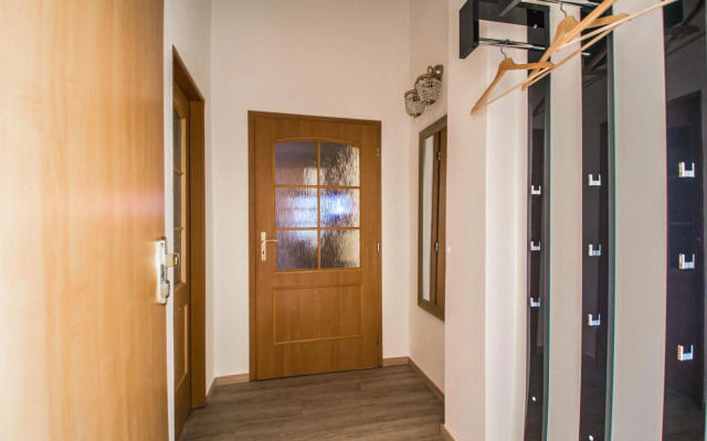 4Bdr Historical Spirit Apt By Ruterra