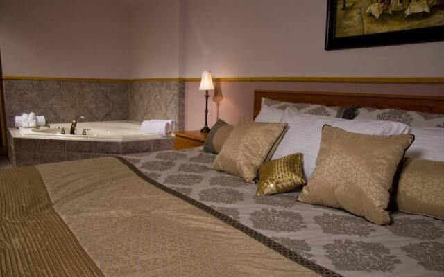 Thunder Bay Inn