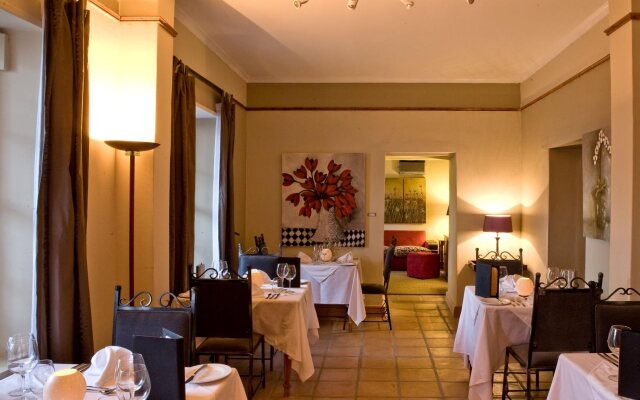Mimosa Lodge