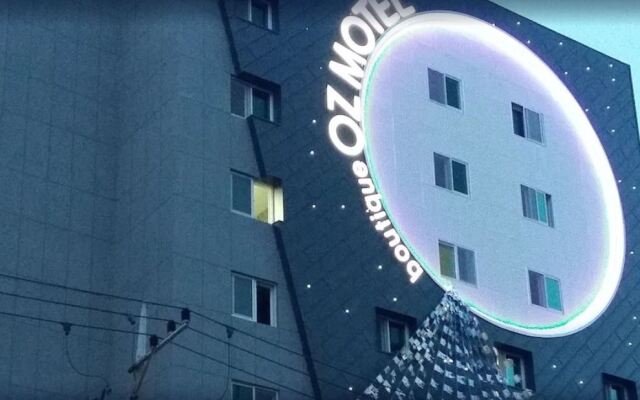 OZ Motel