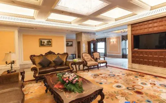 Phoenix International Hotel